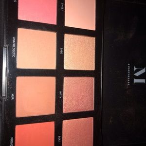 Morphe 8W Blush palette